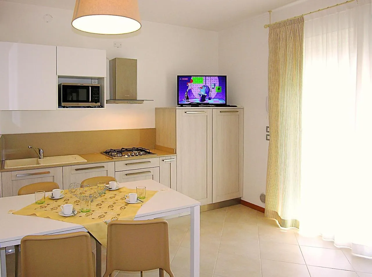 Bosco Dell'Impero Nettuno Apartment Bibione 0*,  Italy
